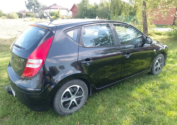 Hyundai I30 cena 20000 przebieg: 150900, rok produkcji 2011 z Lewin Brzeski małe 232